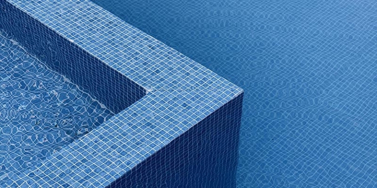 Las lonas de piscina son un gran ahorro