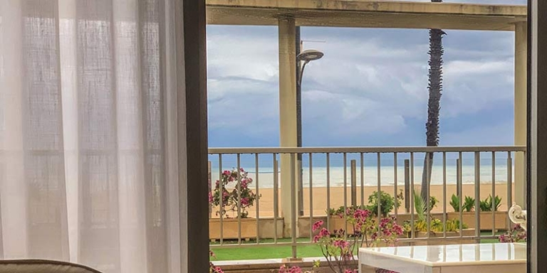 Gana luminosidad, confort y espacio en Málaga con un buen cerramiento de terraza